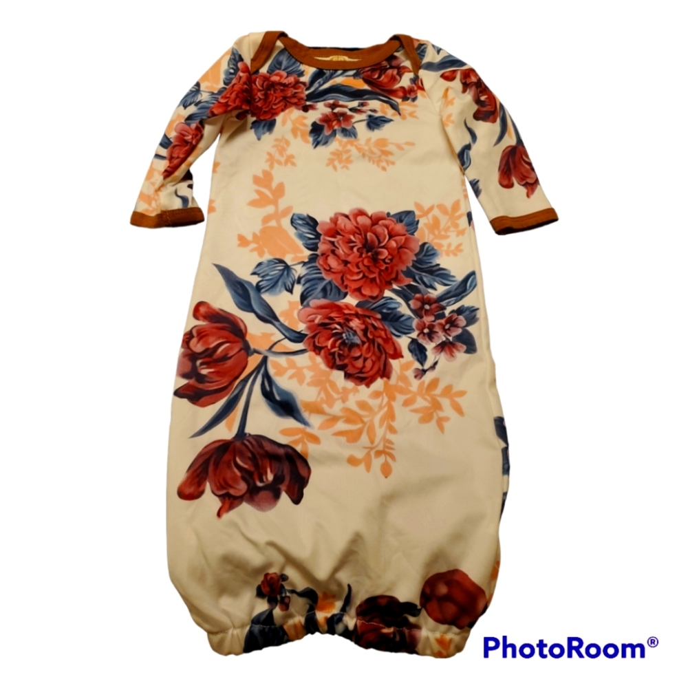 European Made Sleeper Sack size 60 or 3/6 months. 12/16 lbs. 22-26 in. Length